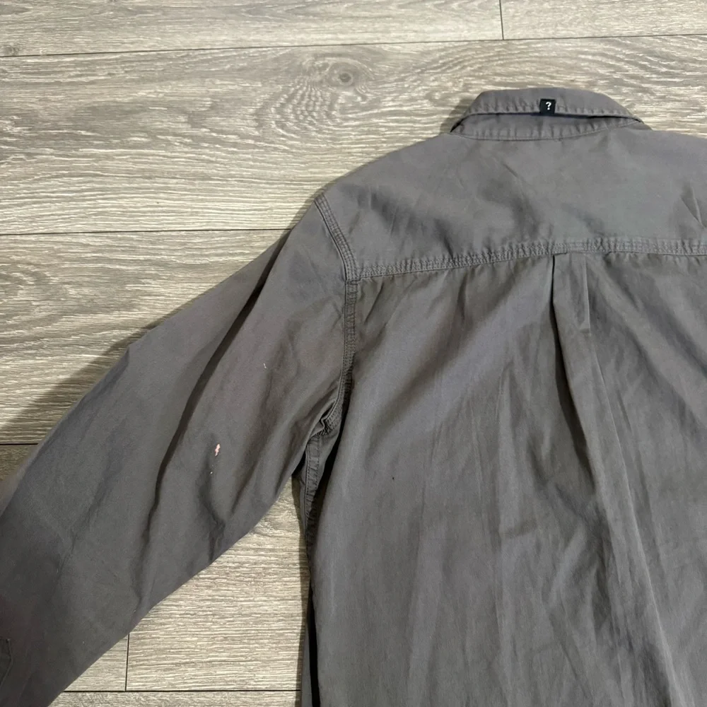 Guess Kids Gray Patched Casual Button Down Army Shirt Sturdy Fabric Sz XL Flawed